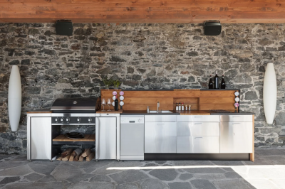 Klipsch 5.25" Indoor/Outdoor Residential Surface Mount Loudspeaker  in Black - RSM525B