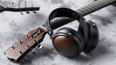 FiiO Closed-Back Headphone - FT1 (Walnut)